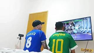 Quem perder no videogame tem que dar o cuzinho &lpar;COMPLETO NO RED&rpar;